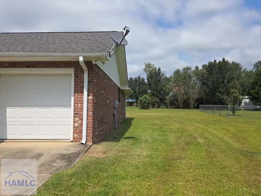 109 Lincoln Drive, Glennville, GA 30427 - Image #2