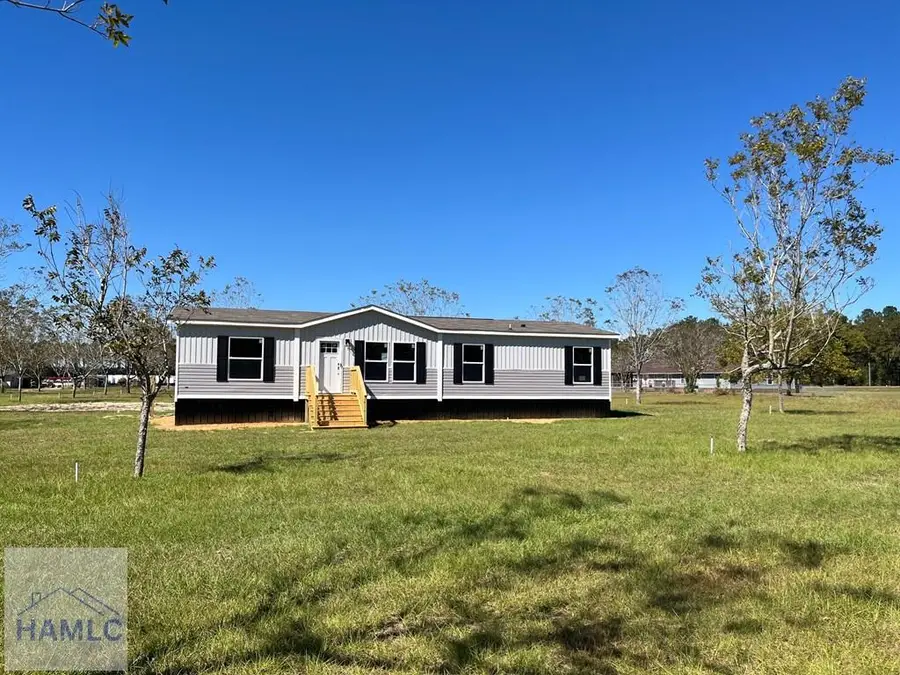 1304 Myrtle Drive, Claxton, GA 30417 - Image #2