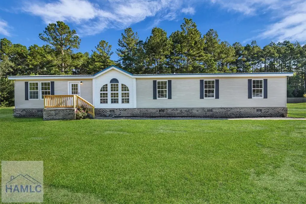 212 Cutters Gap Se, Ludowici, GA 31316 - Image #1