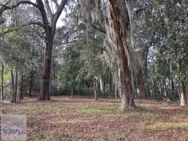 121 Salt Creek Road, Garden City, GA 31405