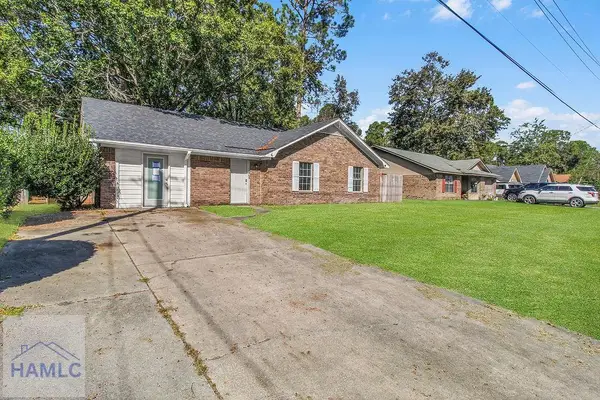 832 Ridgewood Way, Hinesville, GA 31313