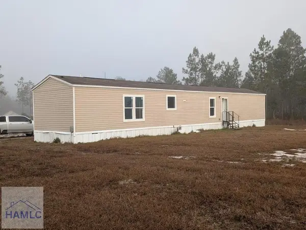 393 Crossing Drive, Nahunta, GA 31553