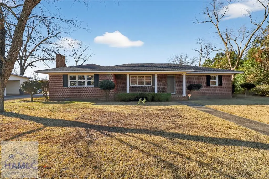 111 Banks Street, Glennville, GA 30427 - Image #1