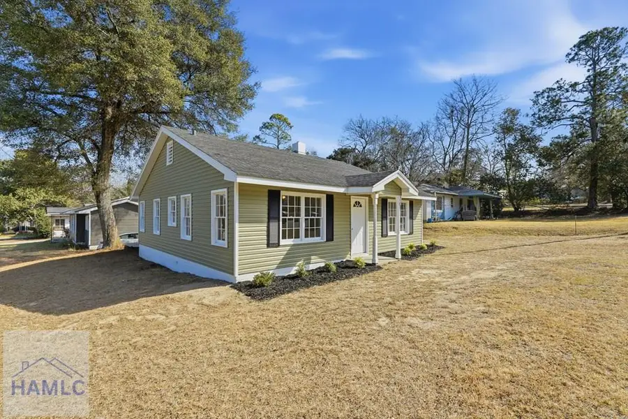 318 Peachtree Circle, Sylvania, GA 30467 - #2
