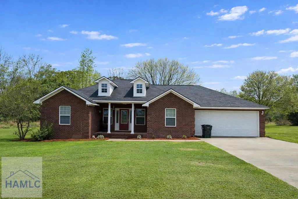 106 Lincoln Drive, Glennville, GA 30427 - #1