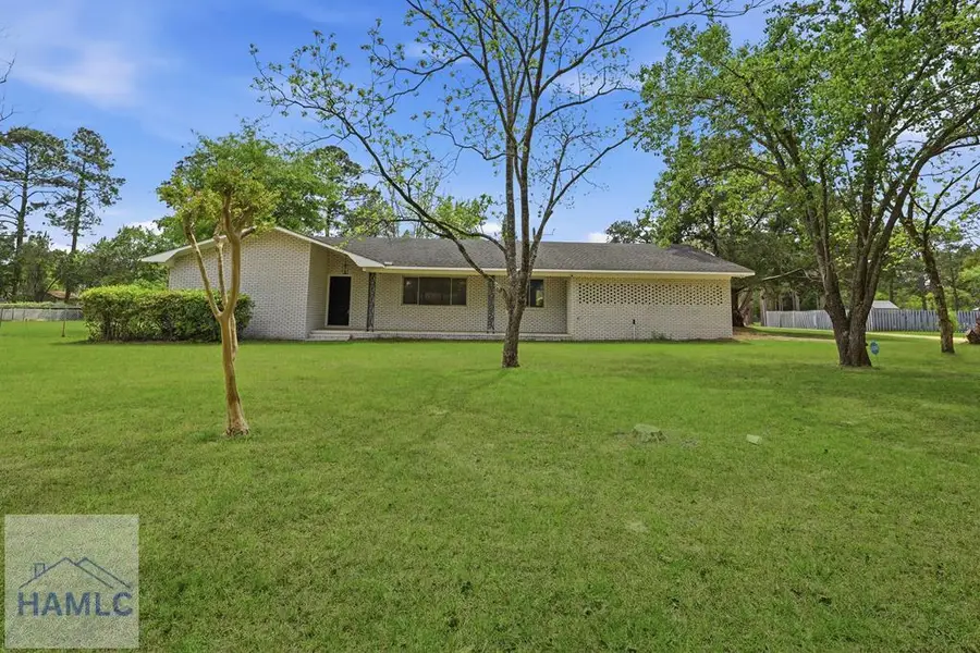 75 Woodlawn Drive, Jesup, GA 31545 - #2