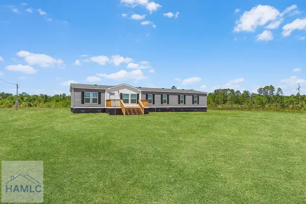 221 County Line Road, Hinesville, GA 31313