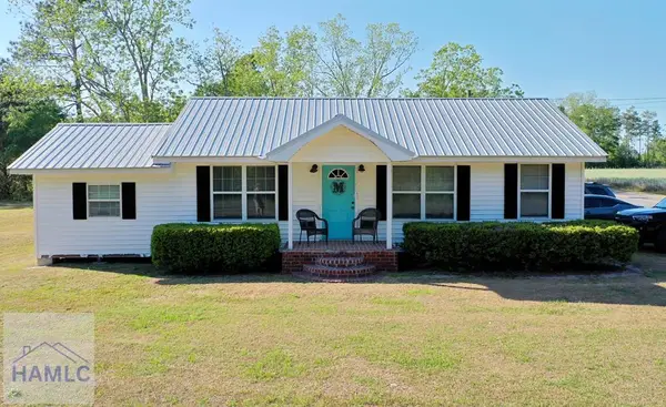 4260 West Hencart Road, Glennville, GA 30427