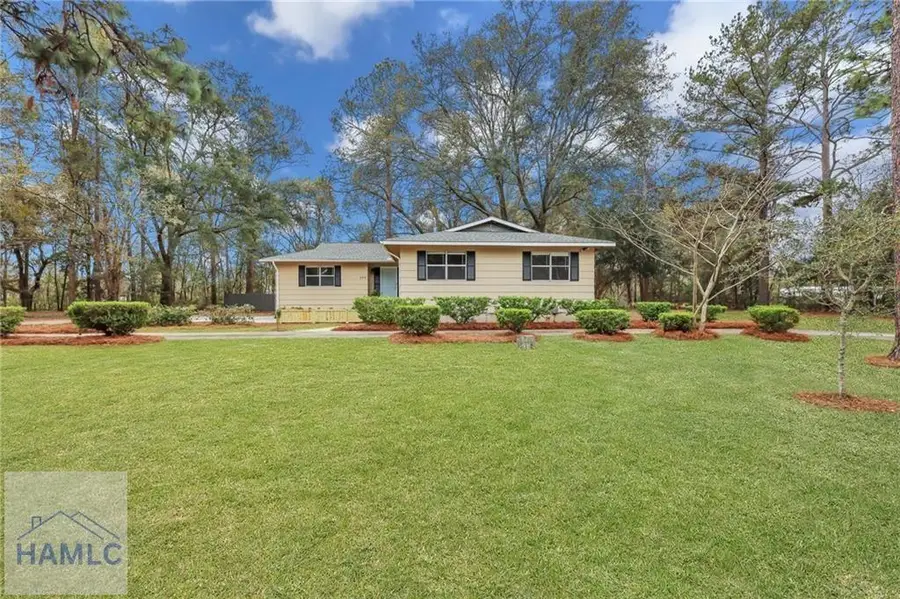 105 N Bay Street, Jesup, GA 31545 - #2