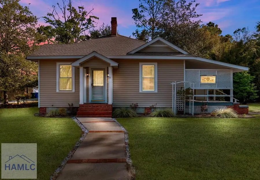 661 East Plum Street, Jesup, GA 31546 - #2