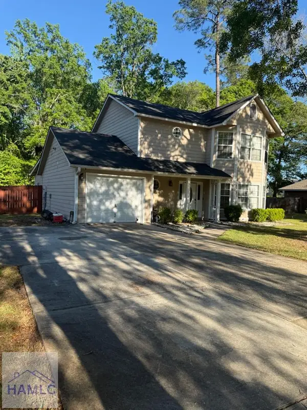 402 Willow Oak Lane, Hinesville, GA 31313