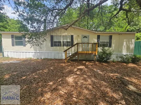 33 Sherwood Forest Drive Se, Allenhurst, GA 31301