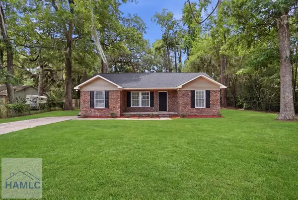 1384 Lake Drive, Midway, GA 31320