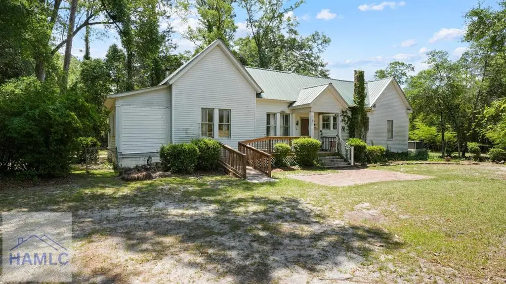 417 Hickory Street, Jesup, GA 31546 - #1