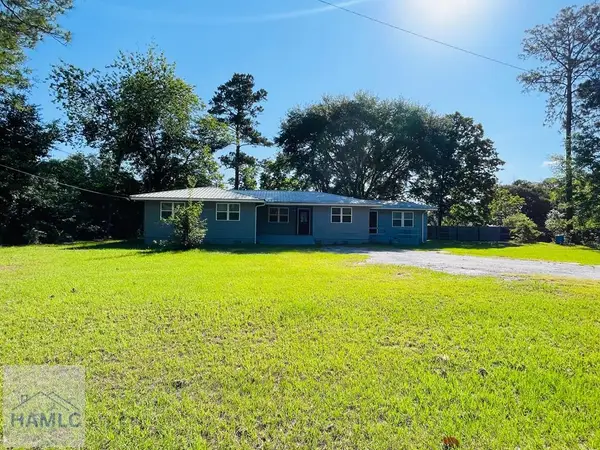 727 Live Oak Road, Hinesville, GA 31313
