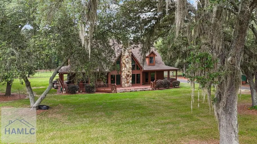355 Holstein Ln, Baxley, GA 31513 - #2