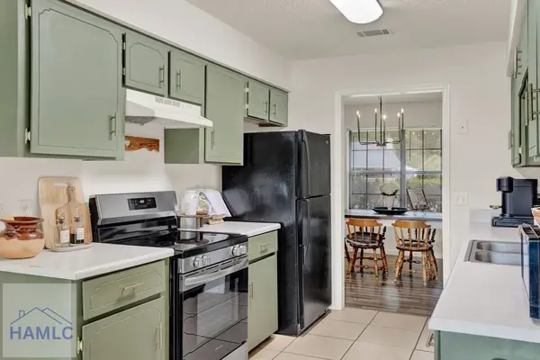 921 Willowbrook Drive, Hinesville, GA 31313
