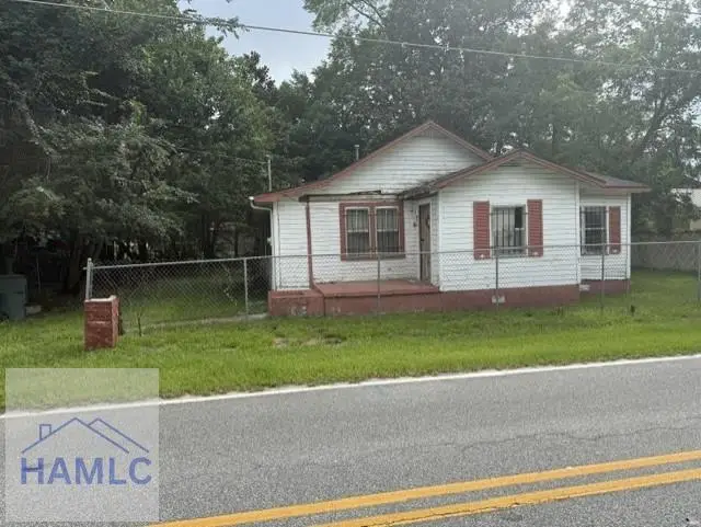 247 Railroad Street, Jesup, GA 31546 - #2