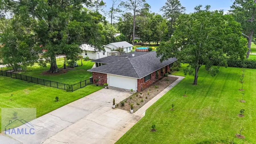 136 Candler Street, Jesup, GA 31545 - #2