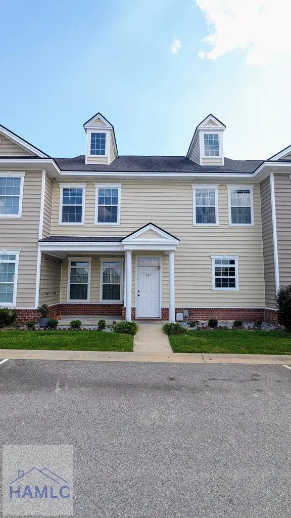 605 Atkinson Drive, Hinesville, GA 31313