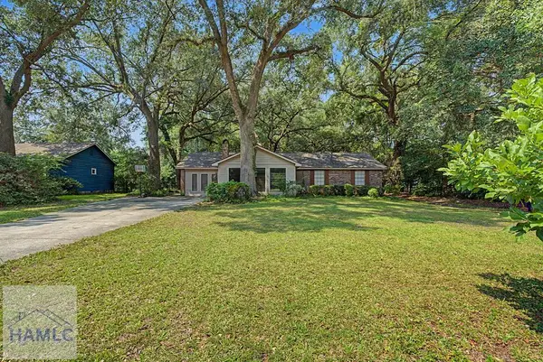 295 Kelly Davis Road, Richmond Hill, GA 31324