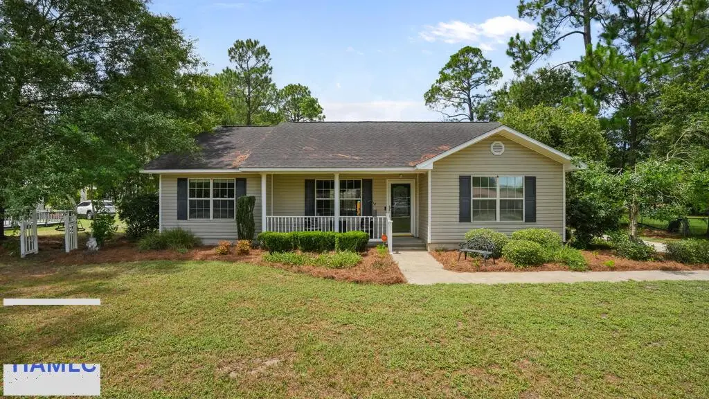 130 Hollywood Avenue, Jesup, GA 31545 - #1