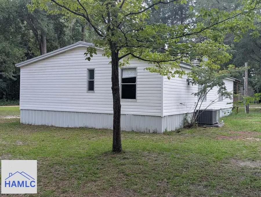 68 Golf Street Ext, Jesup, GA 31545 - #2