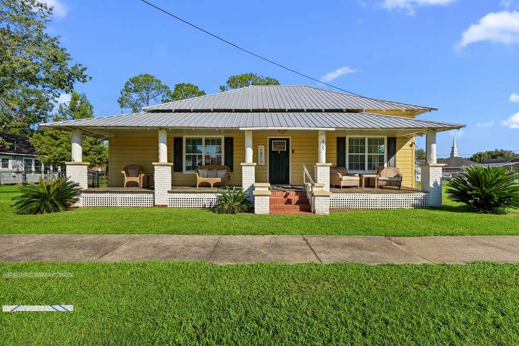 406 East J L Tyre Street, Screven, GA 31560 - #1