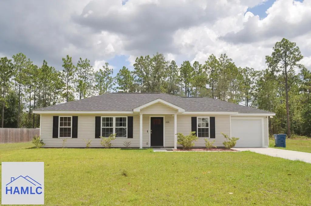 635 Church Circle, Jesup, GA 31545 - #1