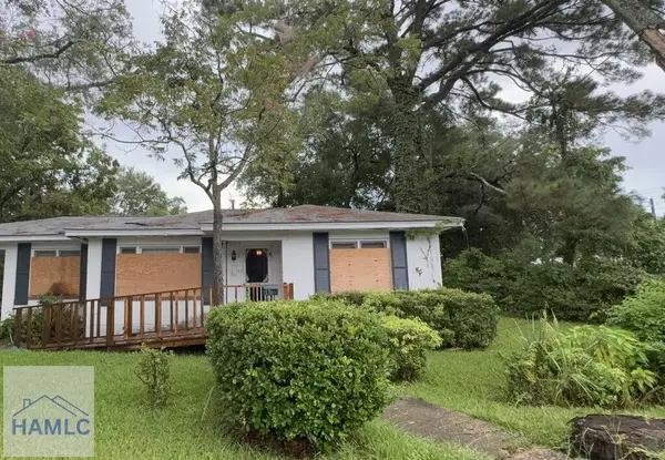 2708 Altama Avenue, Brunswick, GA 31520