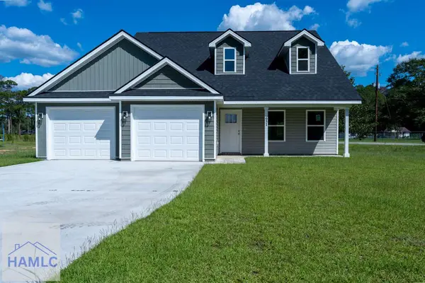 651 N Caswell, Glennville, GA 30427