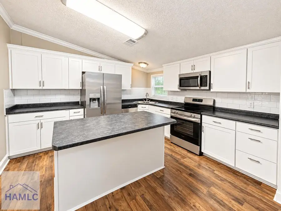 2879 West 15th Street, Hinesville, GA 31313 - #3