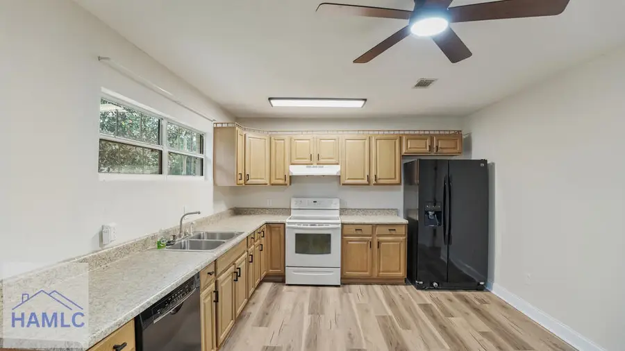 508 Cedar Street, Jesup, GA 31546 - #3