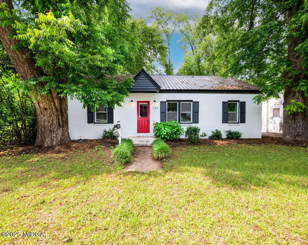 120 E Screven Street, Milledgeville, GA 31061 - #1