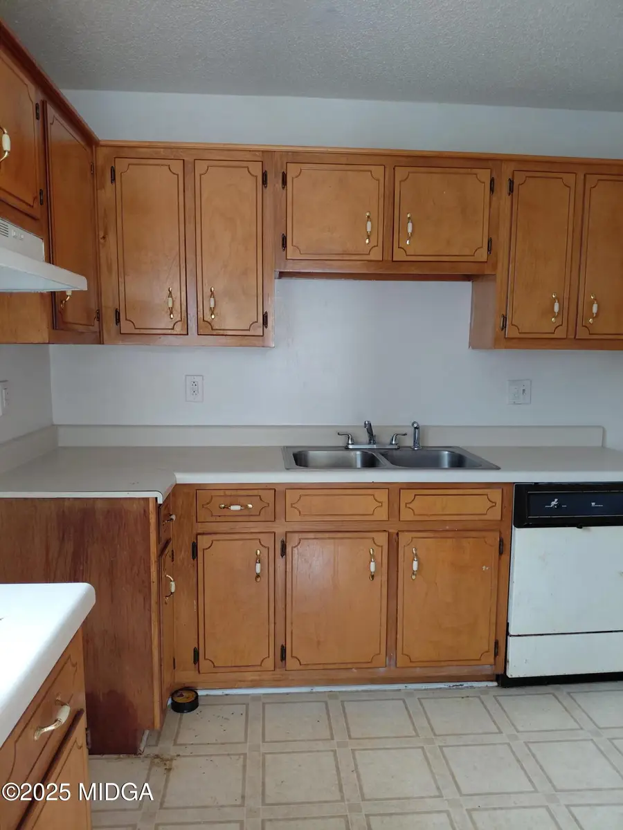 534 Hanson Street, Macon, GA 31206 - #3