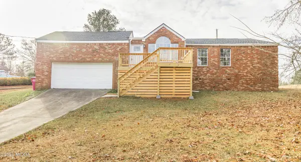 2311 E Gwendale Drive, Lizella, GA 31052