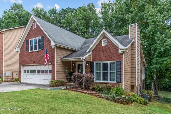 3075 Oak Meadow Drive, Snellville, GA 30078