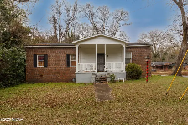 1174 Davis Street E, Macon, GA 31211