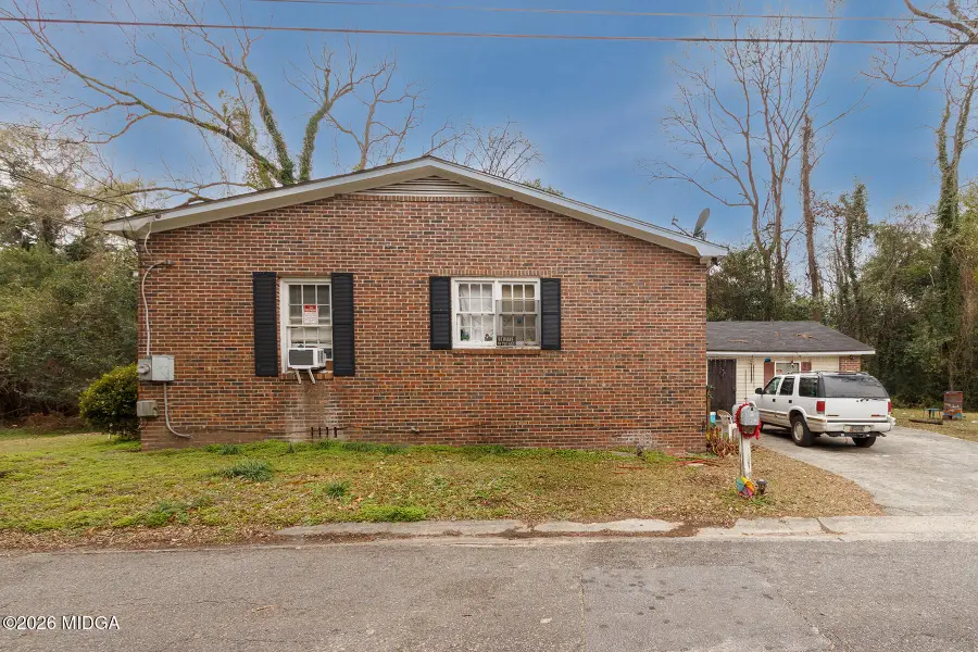 1174 Davis Street E, Macon, GA 31211 - #3