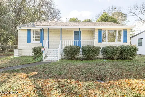 1334 Lakeview Drive, Macon, GA 31206