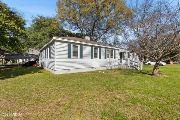 208 Southview Avenue, Warner Robins, GA 31088