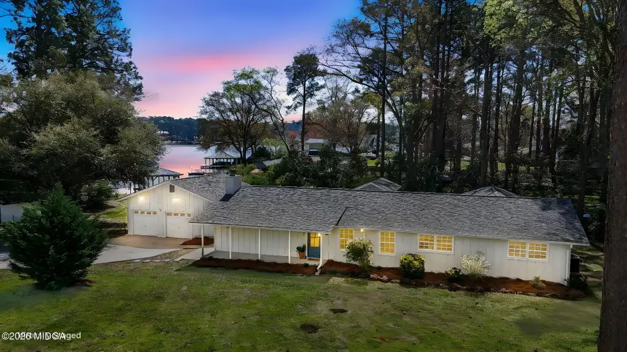 177 Lakeshore Circle Ne, Milledgeville, GA 31061 - #2