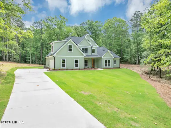 636 Harbour Shores Drive, Jackson, GA 30233