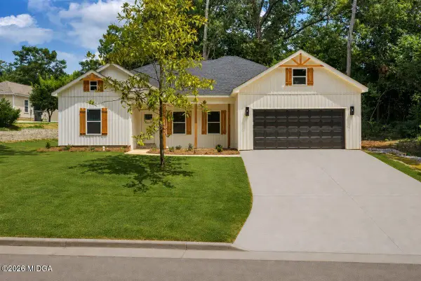 108 Laurel Oak Lane, Warner Robins, GA 31093