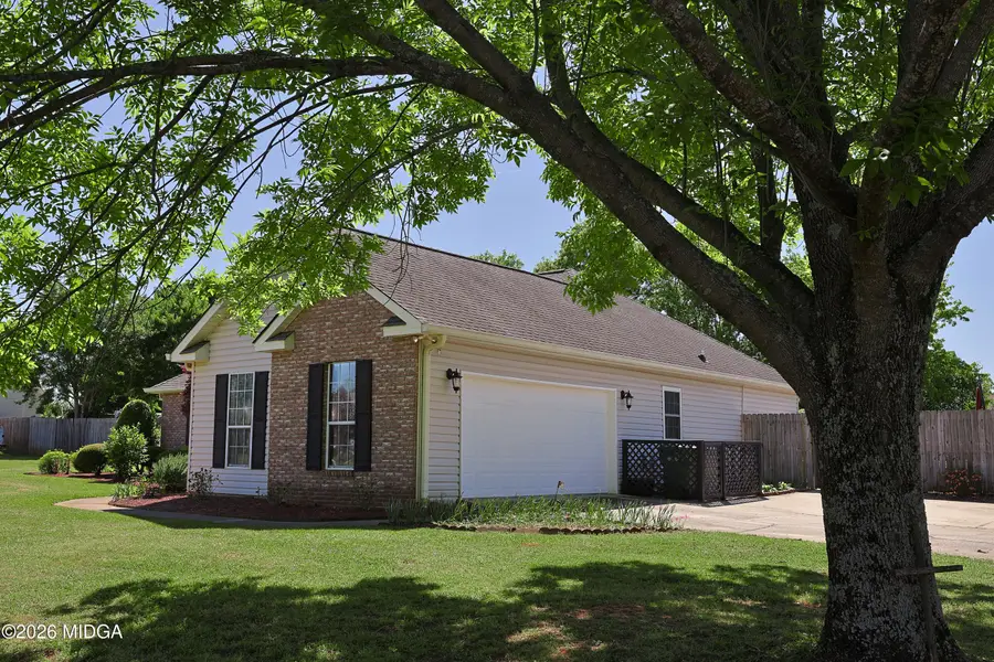 100 Bentley Way, Kathleen, GA 31047 - #2