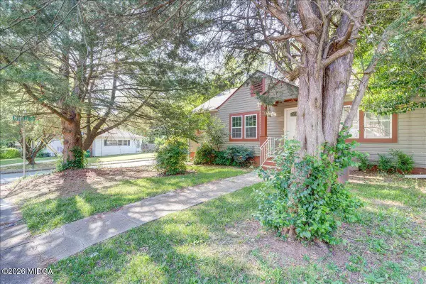 466 Lake Drive, Hapeville, GA 30354