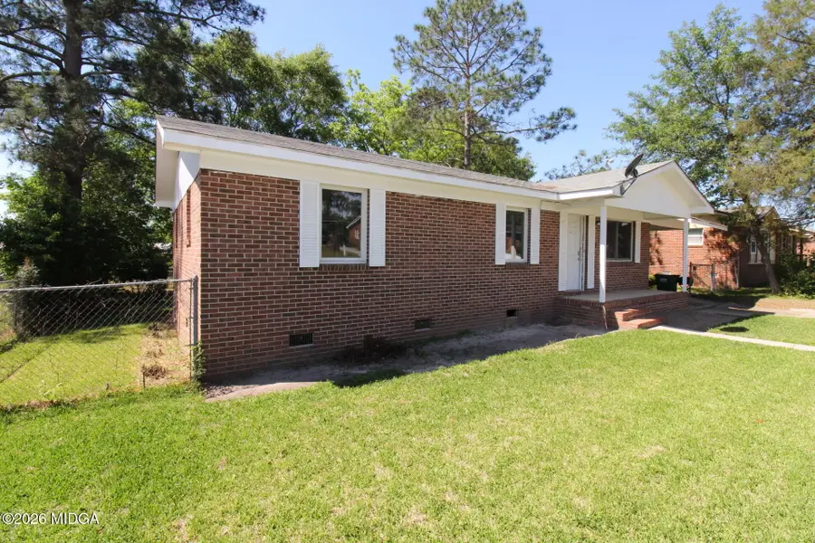 301 W 25th Avenue, Cordele, GA 31015 - #2