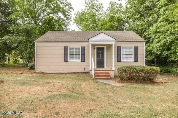 3664 Mckenzie Drive, Macon, GA 31204