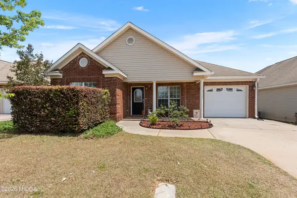 418 Covington, Byron, GA 31008