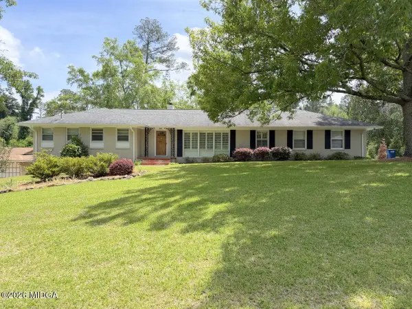 2950 Thornwood Drive, Macon, GA 31204